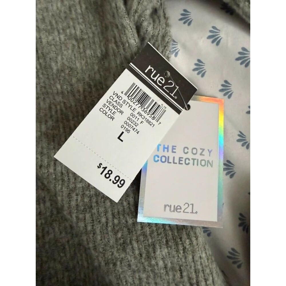 Light Grey Cozy Collection - Picture 3 of 4